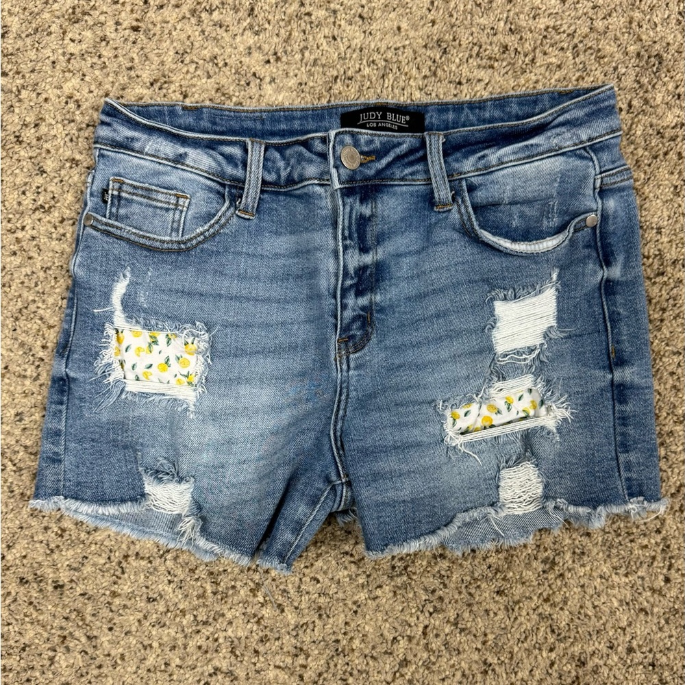 Judy Blue Lemon Patch Shorts